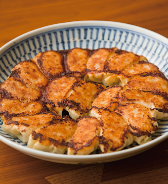 きのこたっぷりの焼き餃子